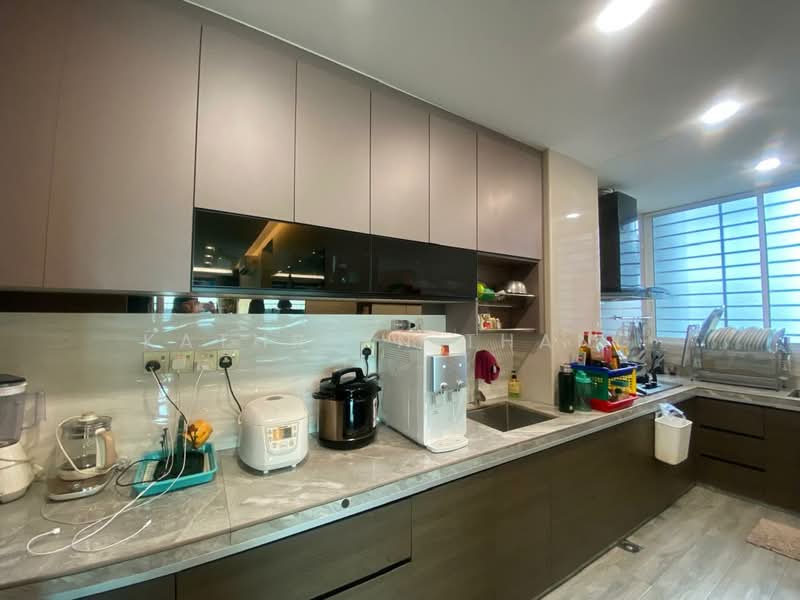 Kondominium untuk Dijual di The Henge - Kathreen Thang - Kitchen - PropertyGuru.com.my