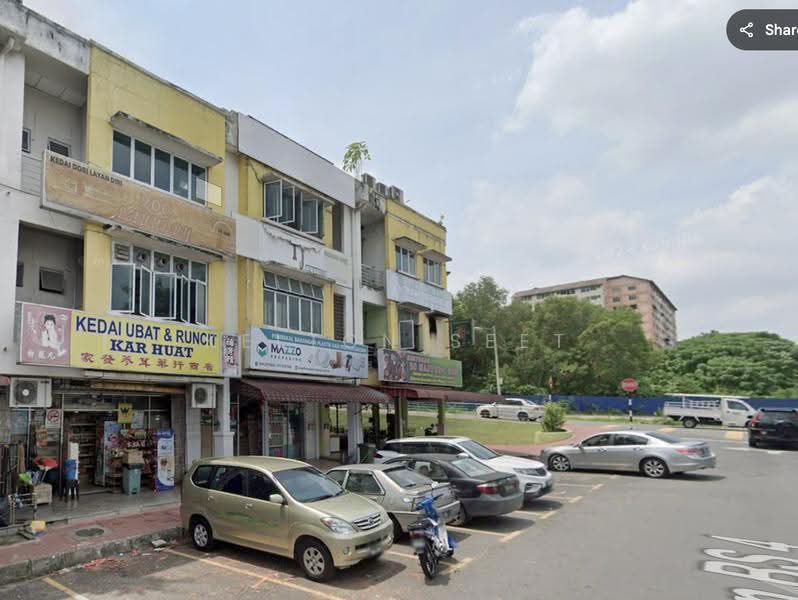 Kedai untuk Disewa di Taman Bukit Serdang (Seri Kembangan) - Kelton Seet - Exterior - PropertyGuru.com.my