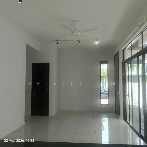 Rumah Teres untuk Disewa di Medini (Iskandar Puteri (Nusajaya)) - Shirley Lim - Living Room - PropertyGuru.com.my