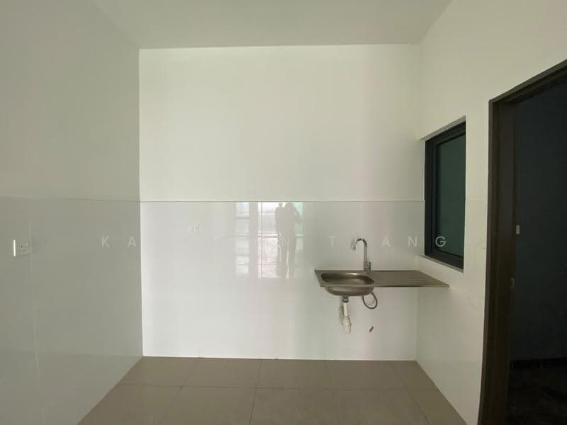 Condominium for Sale at The Henge - Kathreen Thang - Kitchen - PropertyGuru.com.my