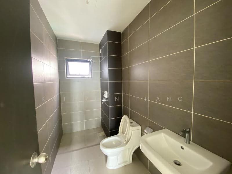 Condominium for Sale at The Henge - Kathreen Thang - Bathroom - PropertyGuru.com.my