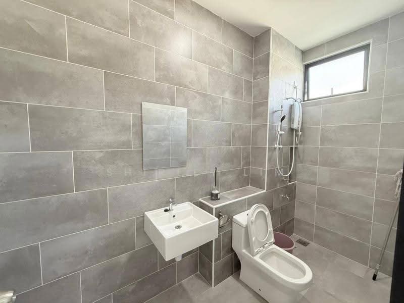 Rumah Kluster untuk Disewa di Iskandar Puteri (Nusajaya) (Johor) - Shirley Lim - Bathroom - PropertyGuru.com.my