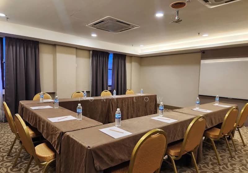 Office for Rent in Taman Serdang Perdana (Seri Kembangan) - Tony Low - PropertyGuru.com.my