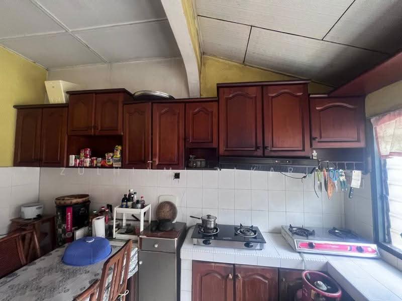 Rumah Teres 1-Tingkat untuk Dijual di Taman Sri Segambut (Segambut) - Zulhilmi Zakaria - Kitchen - PropertyGuru.com.my
