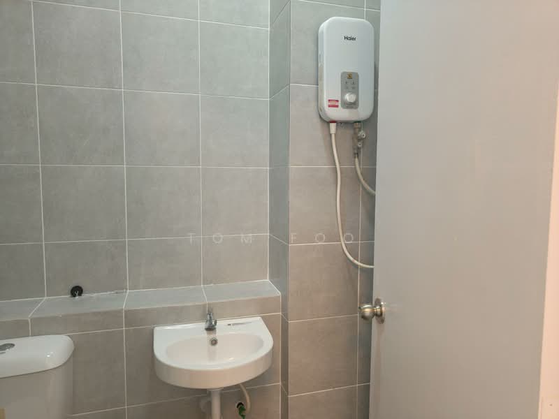 Condominium for Rent at Residensi Adelia 2 - Tom Foo - Bathroom - PropertyGuru.com.my