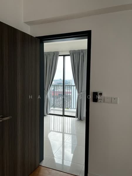 Kediaman Servis untuk Disewa di The New Duo @ Edumetro - Haw Anson - Balcony - PropertyGuru.com.my