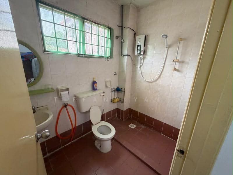 2-storey Terraced House for Sale in Rawang Perdana 2 (Rawang) - Tiffany Yang - Bathroom - PropertyGuru.com.my