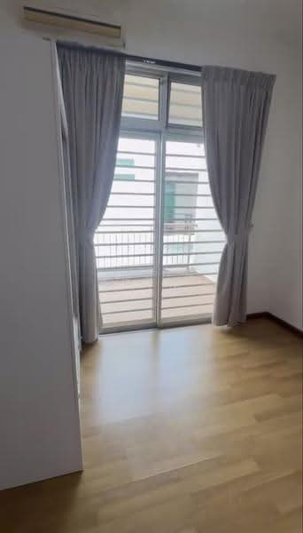 Rumah Kluster untuk Dijual di Taman Kempas Indah (Tebrau) - Annly Liew - Balcony - PropertyGuru.com.my