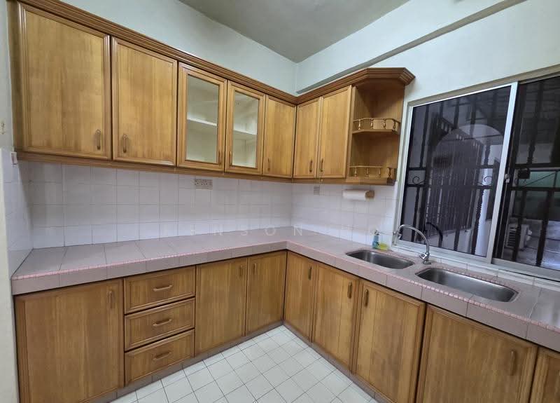 Pangsapuri untuk Dijual di Nuri Court - Kenson Ho - Kitchen - PropertyGuru.com.my