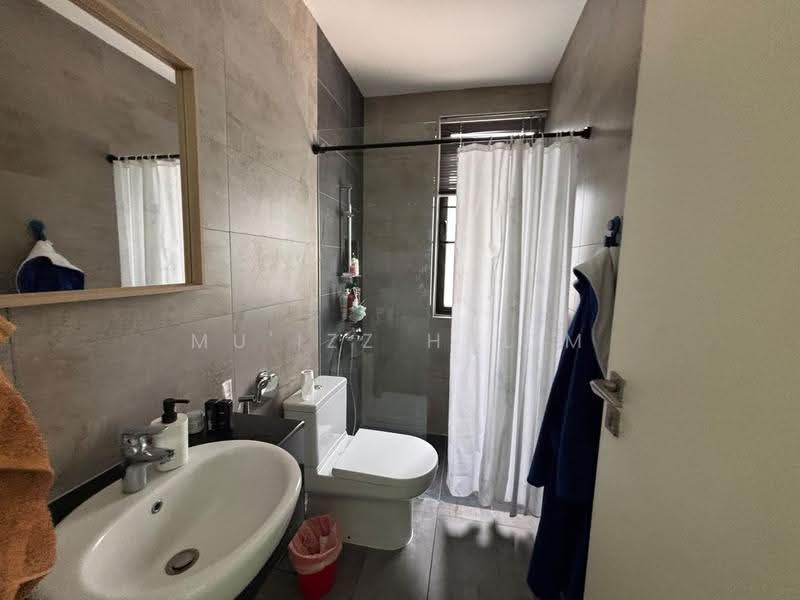 Semi-Detached House for Rent in Setia Eco Glades (Cyberjaya) - Mu'izz Halim - Bathroom - PropertyGuru.com.my