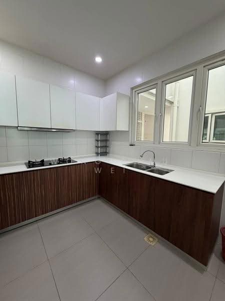 Kediaman Servis untuk Disewa di Seasons Amara Larkin - Wong Shau Wei - Kitchen - PropertyGuru.com.my