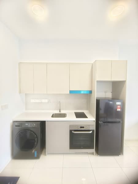 Kediaman Servis untuk Disewa di Est8 - Sam Hoo - Kitchen - PropertyGuru.com.my