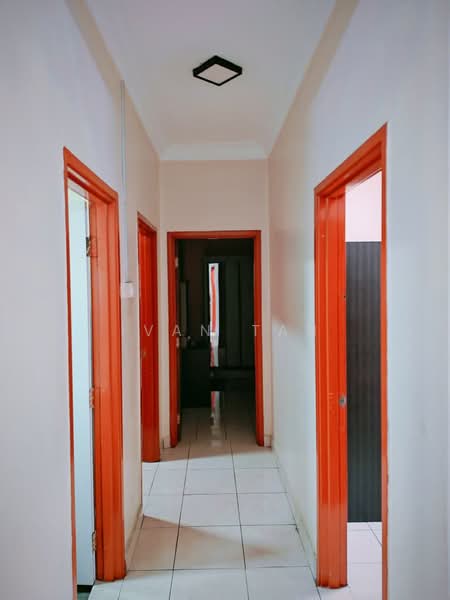 Condominium for Rent at Koi Tropika - Ivan Tan - Corridor - PropertyGuru.com.my