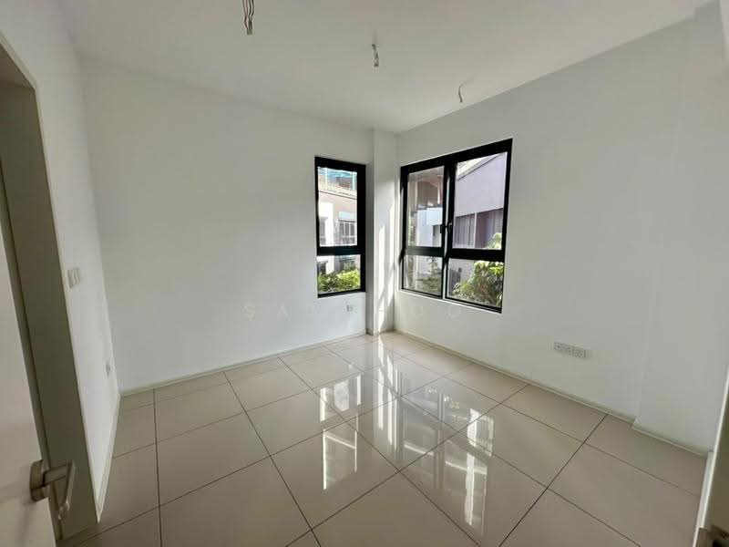 Kediaman Servis untuk Dijual di Est8 - Sam Hoo - Interior - PropertyGuru.com.my