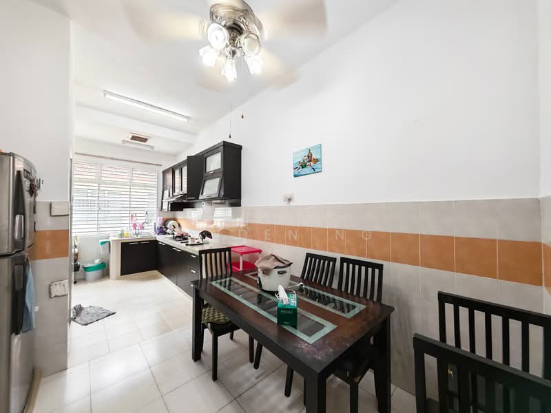 2-storey Terraced House for Sale in Taman Bestari Indah (Ulu Tiram) - Jayden Ng - Kitchen - PropertyGuru.com.my
