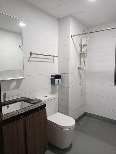 Service Residence for Rent at Country Garden Central Park - Ken Liew - Bathroom - PropertyGuru.com.my