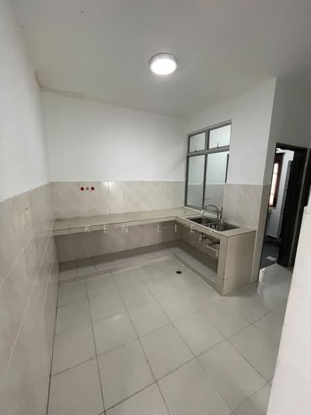 2-storey Terraced House for Sale in Nusa Bayu (Iskandar Puteri (Nusajaya)) - Ken Liew - Kitchen - PropertyGuru.com.my