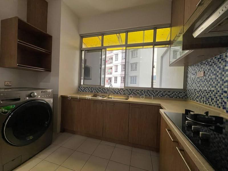 Condominium for Sale at Putra Place Condominium - Simon Ooi - Kitchen - PropertyGuru.com.my