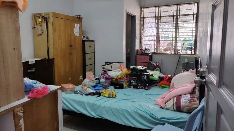 1.5-storey Terraced House for Sale in Taman Perling (Perling) - Jayden Ng - Bedroom - PropertyGuru.com.my