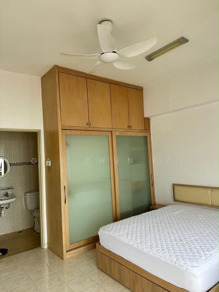 Kondominium untuk Disewa di Marina Tower (Ratu Mutiara) - Gan Chun Kai - Bedroom - PropertyGuru.com.my