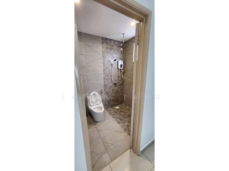 Kediaman Servis untuk Dijual di Pinnacle Tower - Jason Tang - Bathroom - PropertyGuru.com.my