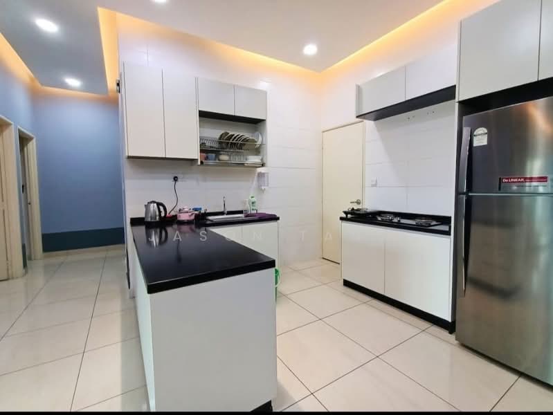 Kediaman Servis untuk Dijual di Pinnacle Tower - Jason Tang - Kitchen - PropertyGuru.com.my