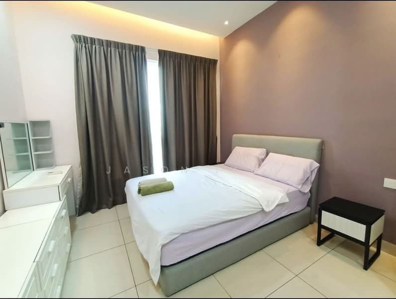 Kediaman Servis untuk Dijual di Pinnacle Tower - Jason Tang - Bedroom - PropertyGuru.com.my