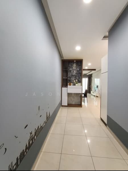 Kediaman Servis untuk Dijual di Pinnacle Tower - Jason Tang - Corridor - PropertyGuru.com.my