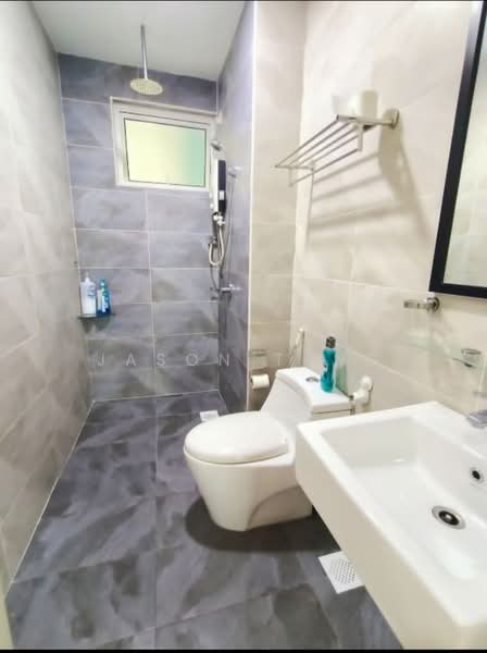 Kediaman Servis untuk Dijual di Pinnacle Tower - Jason Tang - Bathroom - PropertyGuru.com.my