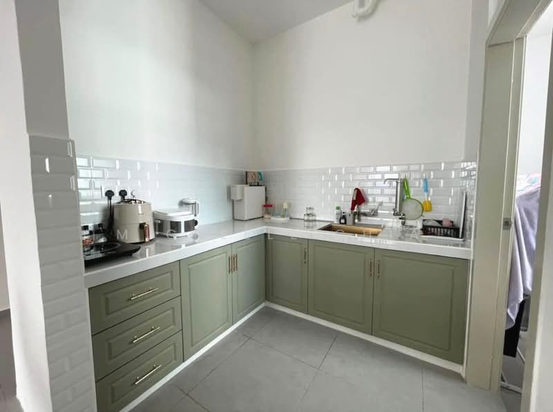 Kondominium untuk Dijual di The Sky @ Tripark - Michelle Chia - Kitchen - PropertyGuru.com.my