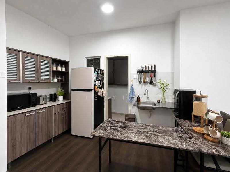 Pangsapuri untuk Disewa di Residensi Pauh Permai - Jie Ying - Kitchen - PropertyGuru.com.my