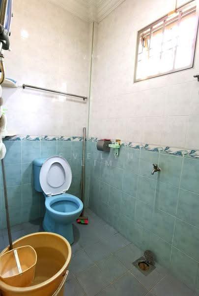 Rumah Teres 2-Tingkat untuk Dijual di Kampung Batu Muda (Batu Caves) - Evelyn Lim - Bathroom - PropertyGuru.com.my