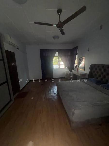 Rumah Teres 2-Tingkat untuk Dijual di Permas Jaya (Johor Bahru) - Wallace Ang - Bedroom - PropertyGuru.com.my