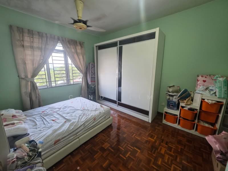 Pangsapuri untuk Dijual di Mon Bisca - Cindy Lim - Bedroom - PropertyGuru.com.my