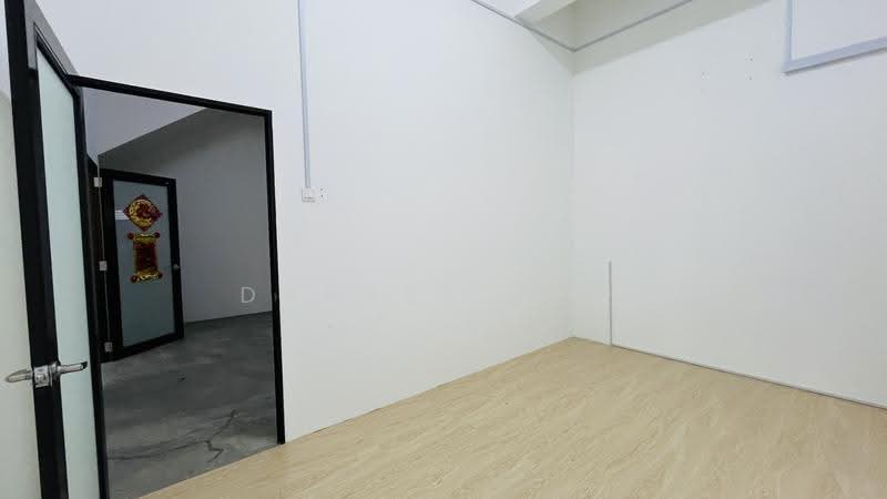 Shop / Office for Rent in D'alpinia (Puchong) - Darren Toh - Interior - PropertyGuru.com.my