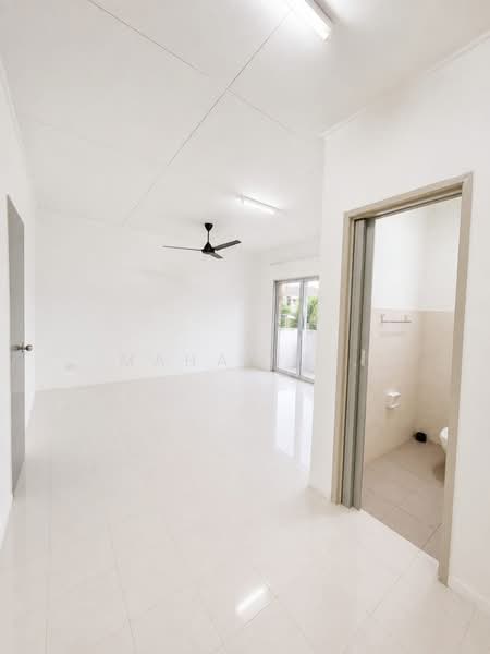 2-storey Terraced House for Sale in Taman Universiti (Bangi) - Mahafiz . - Interior - PropertyGuru.com.my
