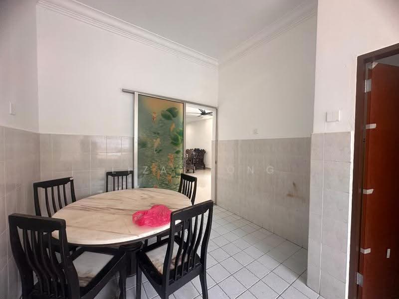 2-storey Terraced House for Sale in Taman Nusa Bestari (Iskandar Puteri (Nusajaya)) - Liza Leong - Dining Room - PropertyGuru.com.my
