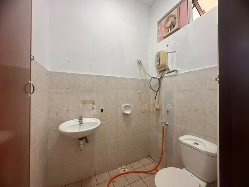 2-storey Terraced House for Sale in Taman Nusa Bestari (Iskandar Puteri (Nusajaya)) - Liza Leong - Bathroom - PropertyGuru.com.my
