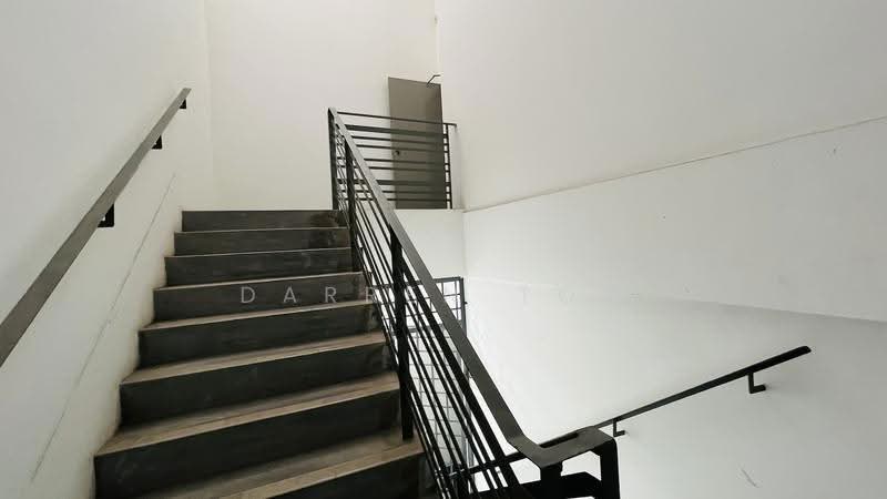 Shop / Office for Rent in D'alpinia (Puchong) - Darren Toh - Corridor - PropertyGuru.com.my