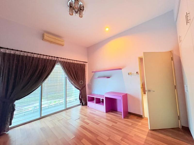 Townhouse for Sale in Seri Kembangan (Selangor) - Nicholas Lew - PropertyGuru.com.my