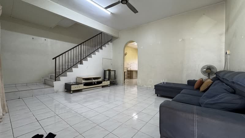 2-storey Terraced House for Rent in Station 18 (Ipoh) - Kent Chow - Living Room - PropertyGuru.com.my