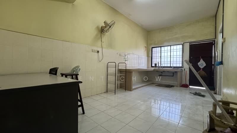 2-storey Terraced House for Rent in Station 18 (Ipoh) - Kent Chow - Kitchen - PropertyGuru.com.my