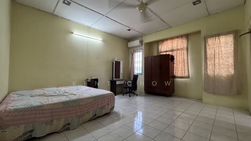 2-storey Terraced House for Rent in Station 18 (Ipoh) - Kent Chow - Bedroom - PropertyGuru.com.my