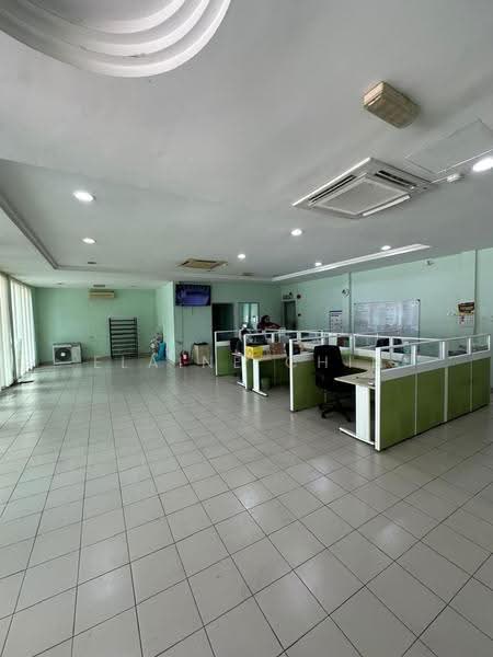 Gudang untuk Disewa di Taman Perindustrian Pulau Indah (Klang) - Elaine Chin - Interior - PropertyGuru.com.my