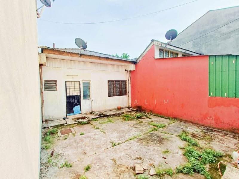 Rumah Teres 1-Tingkat untuk Dijual di Seksyen 17 (Shah Alam) - Hairi Halim - PropertyGuru.com.my