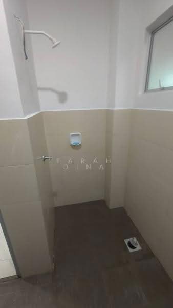 2-storey Terraced House for Sale in Alam Suria (Puncak Alam) - Farah Dina - Bathroom - PropertyGuru.com.my