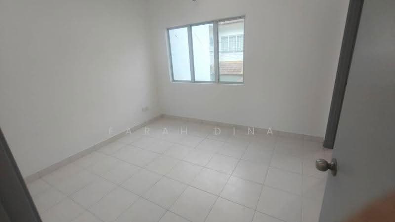2-storey Terraced House for Sale in Alam Suria (Puncak Alam) - Farah Dina - Interior - PropertyGuru.com.my