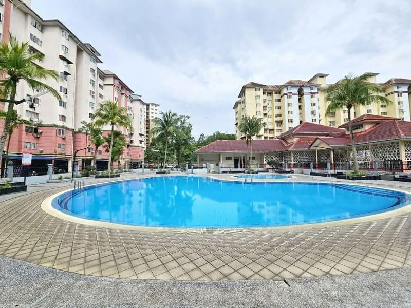 Pangsapuri untuk Dijual di Tasik Heights Apartment - WL Wan - Exterior - PropertyGuru.com.my