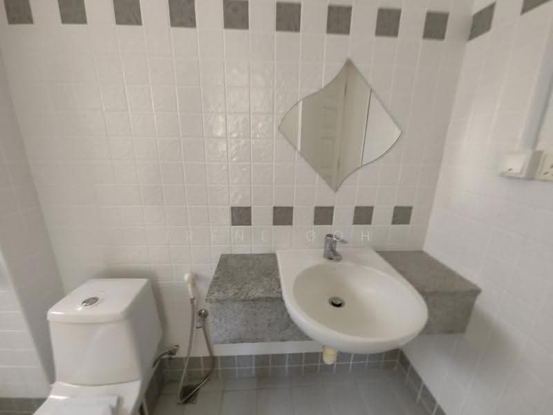 Semi-Detached House for Rent in Tanjung Bungah (Penang) - Irene Goh - Bathroom - PropertyGuru.com.my