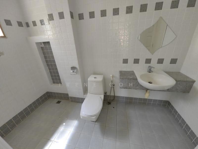 Semi-Detached House for Rent in Tanjung Bungah (Penang) - Irene Goh - Bathroom - PropertyGuru.com.my